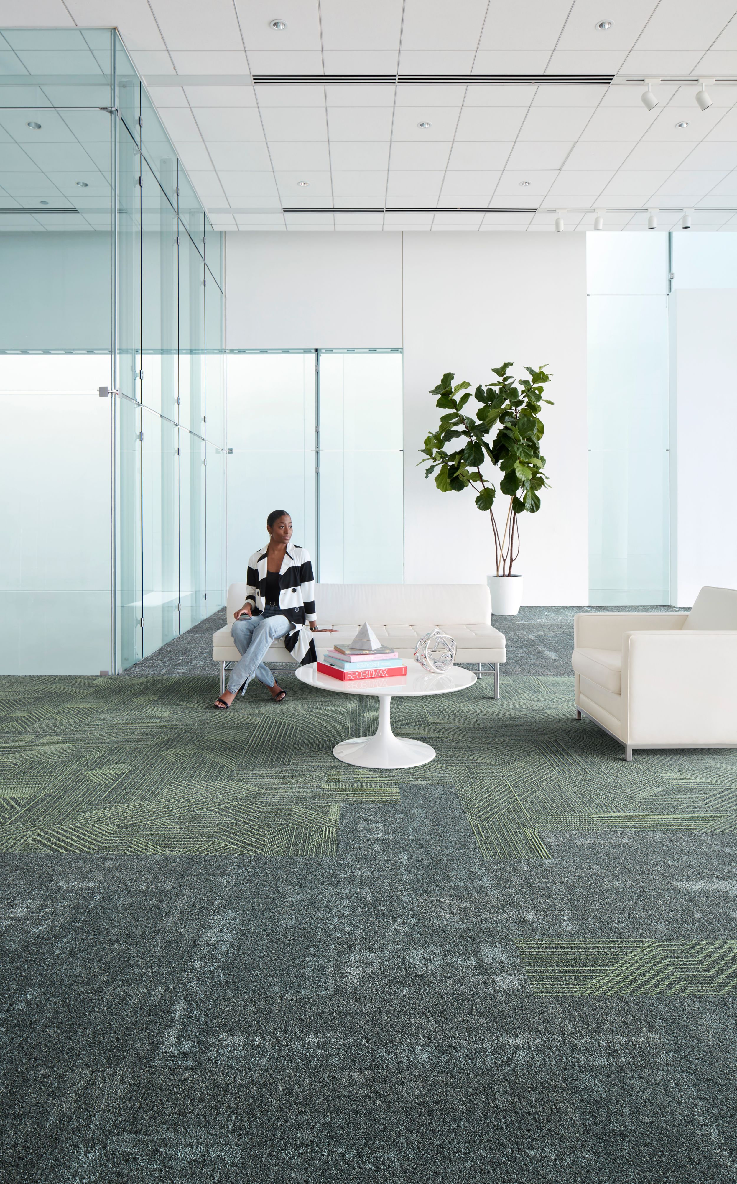 Interface Play the Angle and Up at Dawn plank carpet tile in seating area with women seated imagen número 3